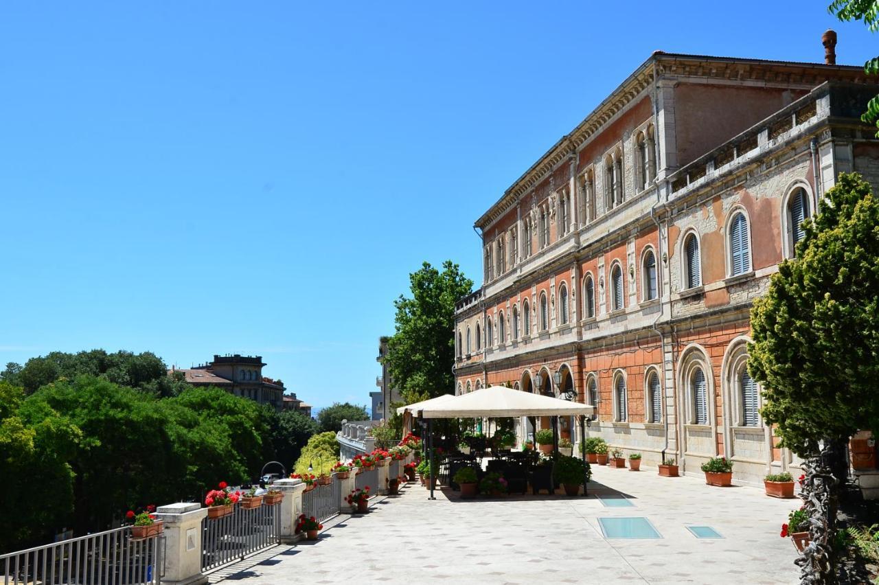 Hotel Iris Perugia Exterior photo