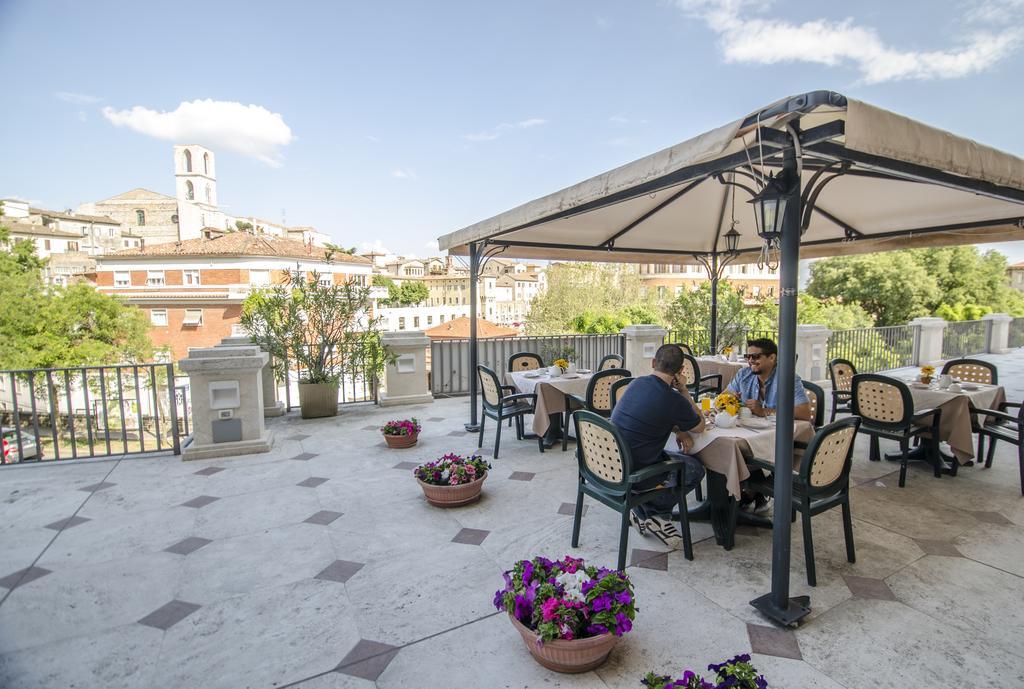 Hotel Iris Perugia Exterior photo