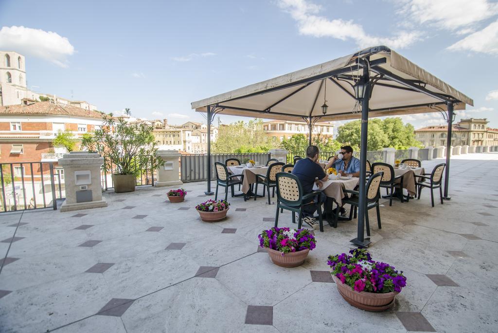 Hotel Iris Perugia Exterior photo
